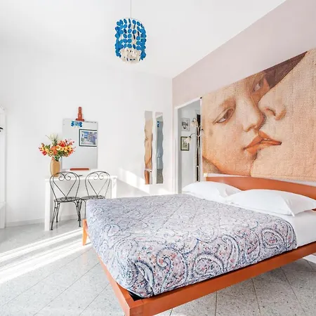 Lia 2 3* Специя