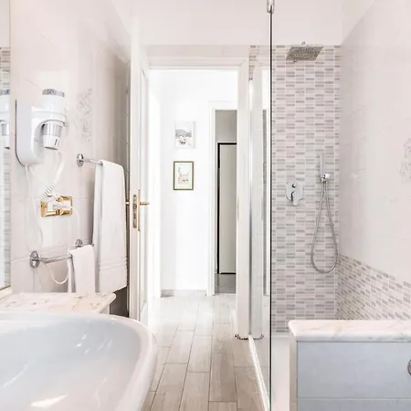 Lia 2 Гостевой дом Специя