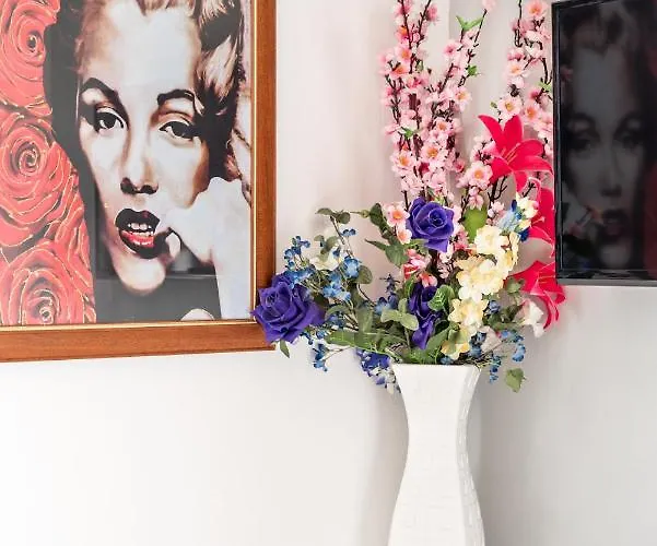 Lia 2 لا سبيتسْيا